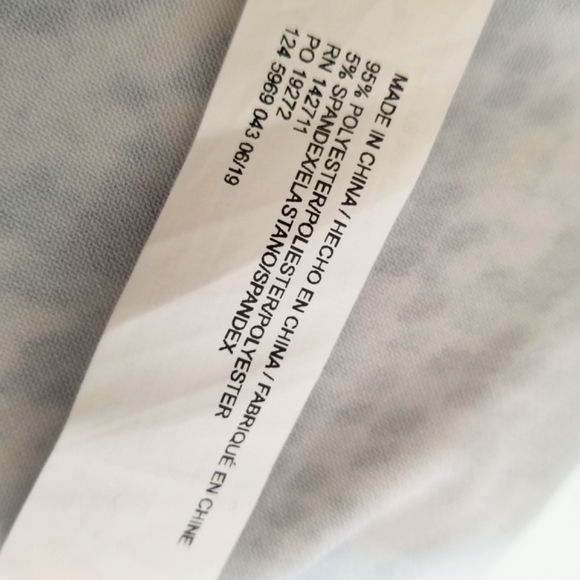 Eloquii Faux Wrap Maxi Dress in Snake Skin Print. Size: 16. - Picture 10 of 11